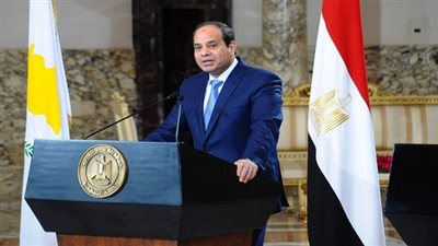 بالفيديو.. السيسي: لو كل أسرة وفرت رغيف هنجمع 90 مليون