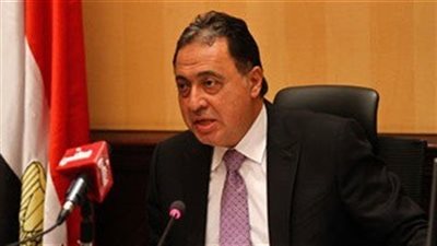 وزير الصحة يستعرض قانون التأمين الصحي الاجتماعي الشامل الجديد