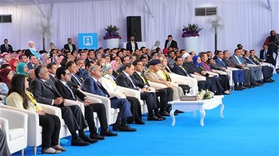 بالفيديو..السيسي يكرم المخترعين والمتميزين في مؤتمر الشباب