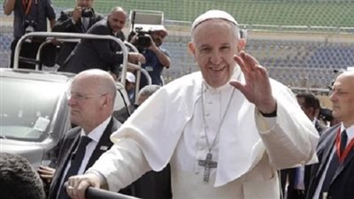 أسوشيتد برس: بابا الفاتيكان تجول بسيارة 