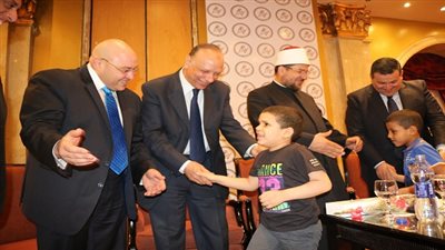 وزير الأوقاف ومحافظ القاهرة وعدد من نواب القاهرة يشهدون حفل يوم اليتيم