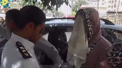 ضبط شاب تنكر في زي منتقبة حاول سرقة محل مصوغات في المنيا