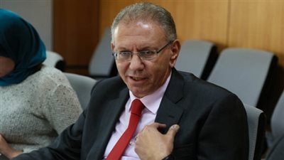 برلمانى: ضرورة إعادة المصانع كثيفة العمالة إلى العمل مرة أخرى