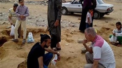 التحفظ على 1400 كيلو طحينة ببراميل صاج سبق استعمالها في العاشر