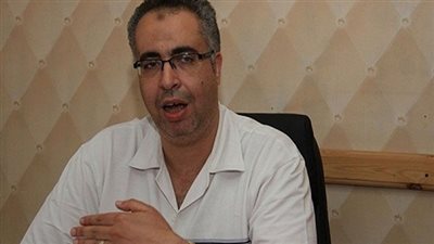 إسماعيل مختار يفتتح 