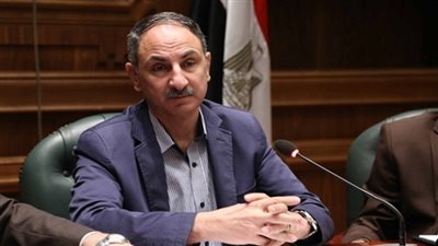 برلمانى: فتح الشون الترابية لاستقبال القمح المورد 