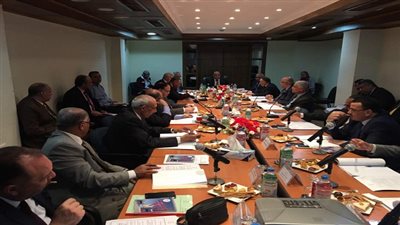 بروتوكول تعاون بين محافظة البحر الاحمر وهيئة لموانىء  البحر الاحمر لتشغيل ساحة النقل الثقيل