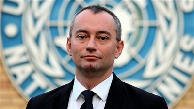 ميلادينوف يصل قطاع غزة ويعتزم لقاء قيادات من حماس