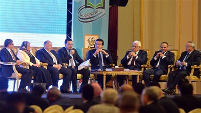 عبد الغفار: تذليل العقبات امام الباحثين المصريين للتفرغ لأبحاثهم العلمية