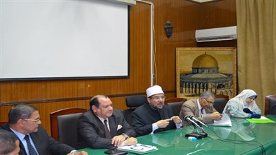 وزير الأوقاف: لجان استرداد الأراضي تقوم بمهمة شرعية ويجب مساندتها 