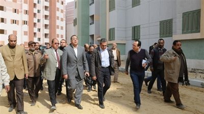 وزير الإسكان يشهد تشغيل نفق شارع التسعين بالقاهرة الجديدة