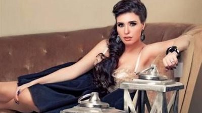 بالفيديو.. مشاهد إباحية في مسلسلات رمضان.. الراقصة دينا 