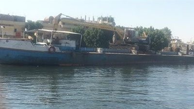 بالصور.. التعدي على حرم نهر النيل بالأقصر 