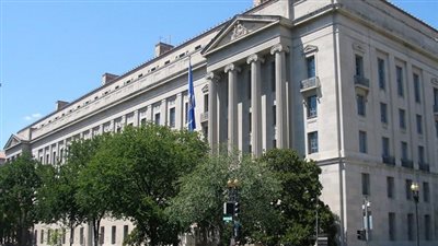 الحكومة الأمريكية تسمح بمراقبة صحفيين إلكترونيًا