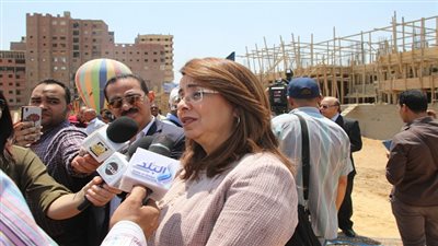 غادة والي تشارك بوضع حجر أساس مدينة 