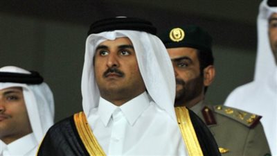 بالفيديو.. حبس أمير قطر في 
