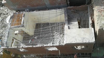 شاهد| على طريقة عمارة الأزاريطة.. منزل مائل جديد في المنوفية