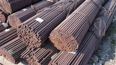 تباين أسعار الحديد.. و