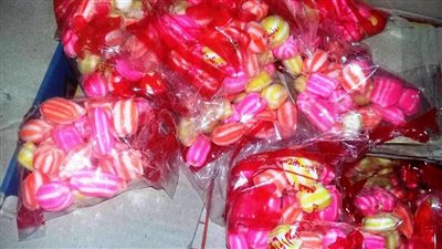 إحترس.. ضبط نصف طن حلوى مشمشية تسبب السرطان بسوهاج