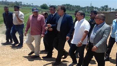 وزير النقل يتابع أعمال تطوير المحور التنموي لمدينة برج العرب