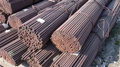 تباين أسعار الحديد اليوم.. و