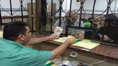 والي: 2 مليار جنيه حصيلة الصرف لـ 1.5 مليون صاحب معاش