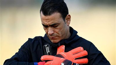 شاهد.. كيف استقبل السعوديون عصام الحضري؟