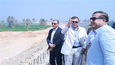 وزير النقل يتابع اعمال تنفيذ الطريق الدائري الاقليمي
