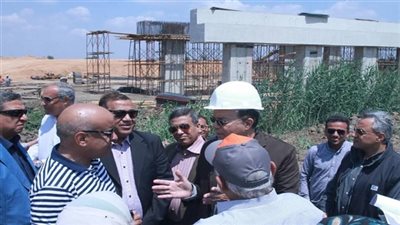 وزير النقل يتفقد الطريق الدائري الإقليمي