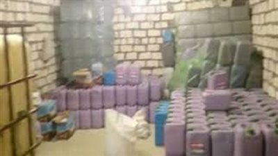 ضبط كمية كبيرة من المنظفات مجهولة المصدر بأحد المصانع ببني مزار