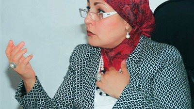 نائبة: شركات عالمية ترسل أفواجا إلى مصر للعلاج من فيروس سي