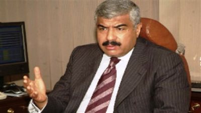 هشام طلعت مصطفى يتوجه للسعوديه لأداء مناسك العمرة 