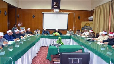 وزير الأوقاف: ضرورة بذل المزيد من الجهد لمواجهة التحديات وتوعية الجماهير بخطورة الفكر المتطرف