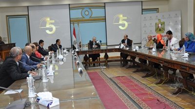 شوقى يوقع بروتوكول تعاون مع الاتحاد المصرى للترايثلون (الثلاثى)