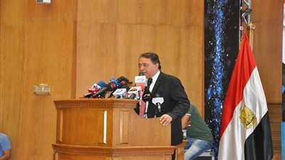 في يوم العيد القومي: وزير الصحة يطلق الاستراتيجية المنضبطة لمواجهة النمو السكاني