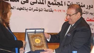 غداً.. حسن راتب يُكرم غادة والى في ختام مؤتمر 