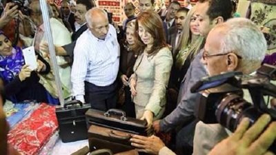 والى: برنامج الحد من الفقر قام بتنفيذ 34446 مشروعاً بالجيزة