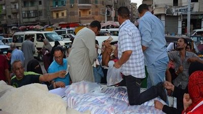 ضبط بدال تمويني يقوم بتخزين كميات كبيرة من السلع التموينية