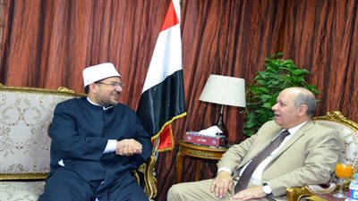 وزير الاوقاف يهنىء رئيس مجلس الدولة