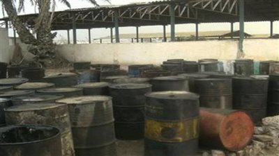 ضبط مصنع لإنتاج زيوت السيارات 