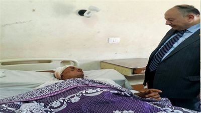 رئيس جامعة الإسكندرية يتفقد المستشفيات الجامعية بالإسكندرية للاطمئنان على حالة المصابين