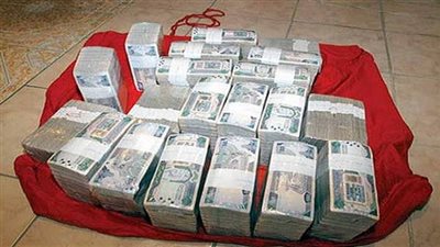 جهود أمنية لضبط المتهم بالاستيلاء على 40 ألف جنيه من سنترال بالنزهة