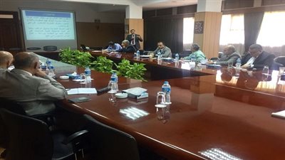 اجتماع ممثلى وزارة الزراعة والموارد المائية