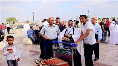 والي: 8100 اجمالي حجاج  الجمعيات يصلون الأراضي السعودية