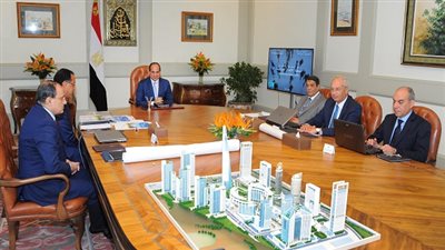 السيسي: ضرورة تنفيذ منطقة الأعمال المركزية بالعاصمة الإدارية الجديدة 