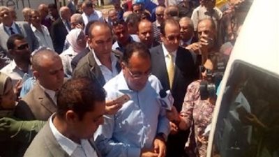 مدبولي.. يتفقد شقق الاسكان الاجتماعي  بجمصة ويفتتح محطة المياه