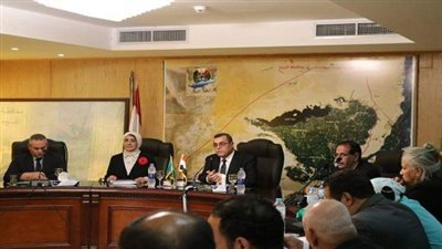 بالصور.. محافظ الفيوم ونائب وزير الصحة يترأسا اللجنة العامة لحماية الأطفال 