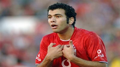 رسميًا.. الأهلي يوثق عقد عماد متعب