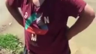 تداول فيديو لأثنين من امناء شرطة بمديرية امن دمياط يخطفون شخص ويحاولون سرقته بعد خروجه من البنك