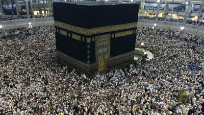 سعوديات يعملن لأول مرة في عمليات الطوارئ خلال الحج